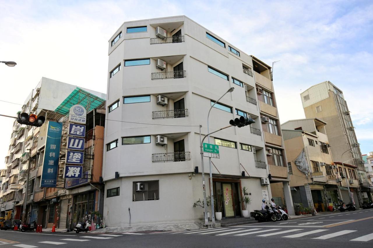 Joy Tainan No.1 Apartment Екстериор снимка