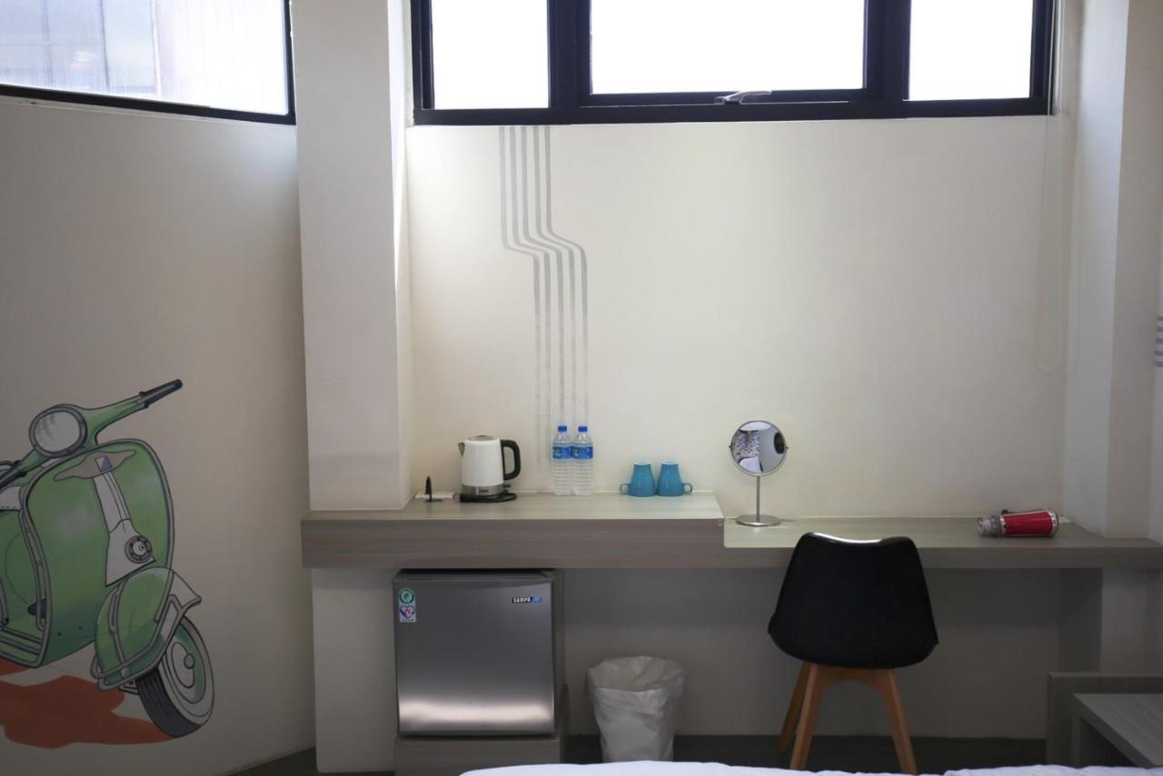 Joy Tainan No.1 Apartment Екстериор снимка